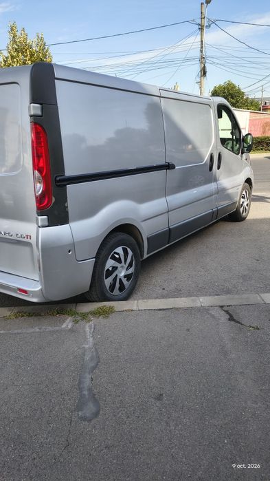 Vând Opel Vivaro 2.0