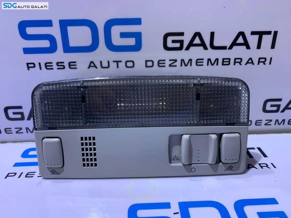 Plafoniera Lumini Lampa Iluminare Plafon Habitaclu Volkswagen Golf 4 1998 - 2005 Cod 3B0947105C [D0287]