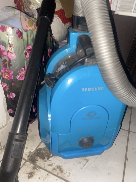 Пылесос рабочий с мешком