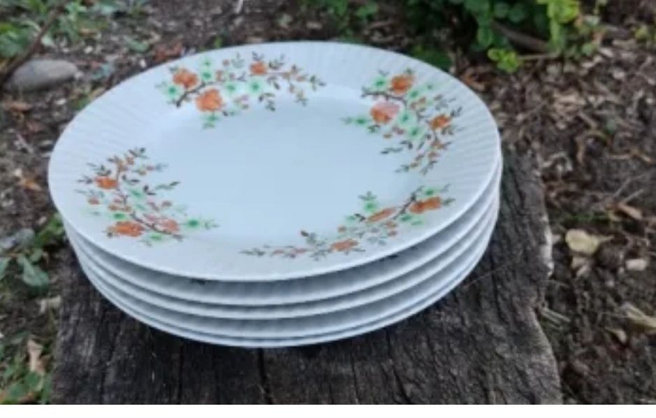 Порцелан и стъкло.