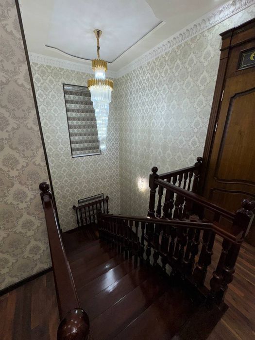 Ховли сотилади 5 сотка 7 хона