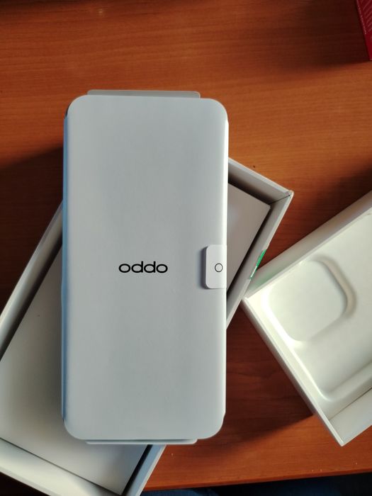 OPPO A6 Pro 5G..