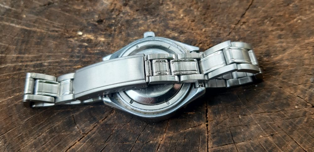 Стар Дамски механичен часовник Луч