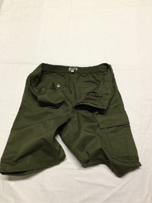 Pantaloni scurti lucru marime XL