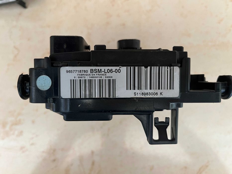 Бушонно табло Бушониера BSM L06-00 БСМ Л06-00 Citroen C4 C5 Ситроен Ц4
