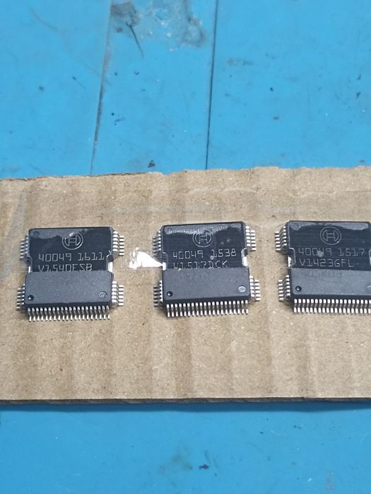 Микросхема 40049