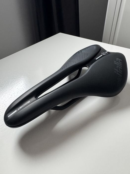 Sa/ Șa/ Scaun/ Sezut bicicleta Selle Italia Novus Boost Superflow L3