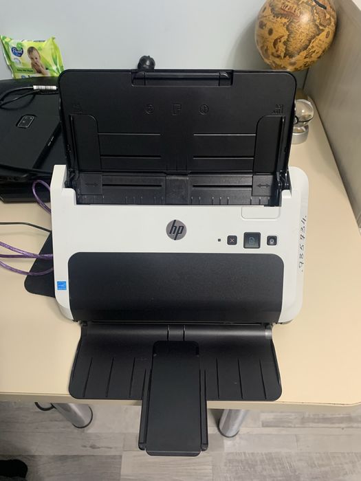 Сканер HP ScanJet Pro 3000 s2
