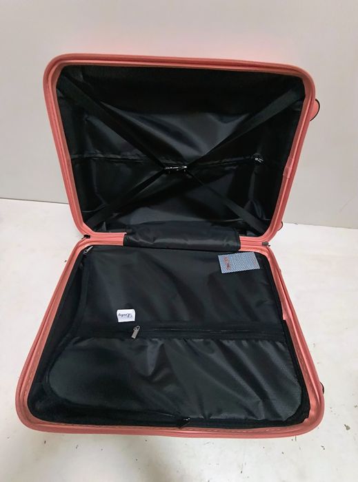 Куфари от полипропилен /безплатна доставка/