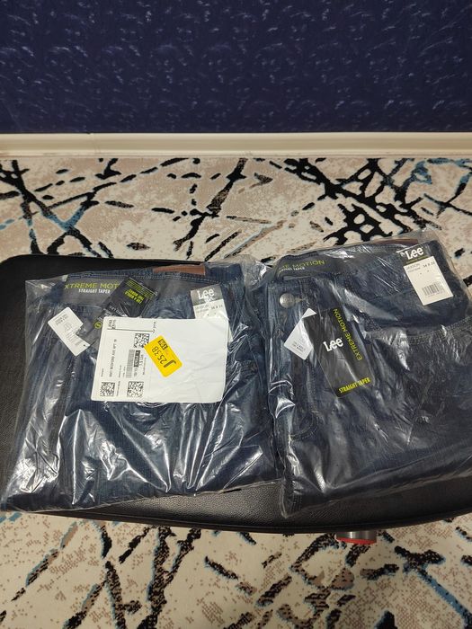 Джинсы Lee extreme motion.р. 33\32:34\32:36\32..