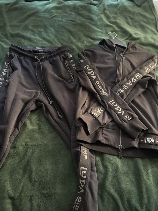 Luda екип рядък