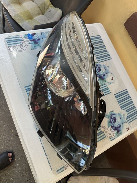 Far stanga Renault Scenic 3 reglaj electric