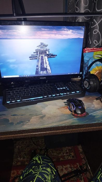 Продам компьютер совсеми принадлежностями
