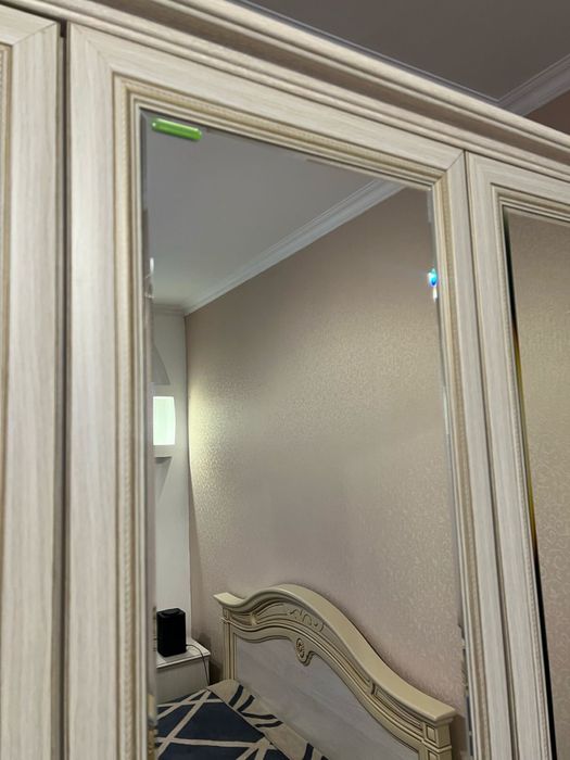 Продается спальный гарнитур