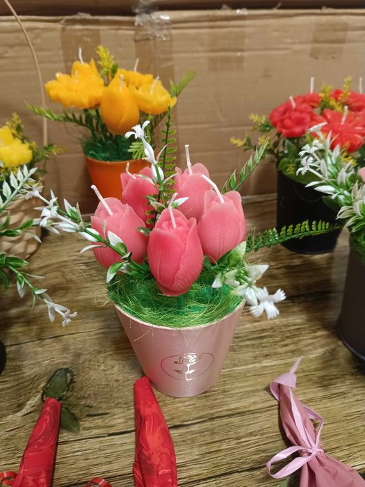 Восъчни цветя за поводи и сапунени цветя