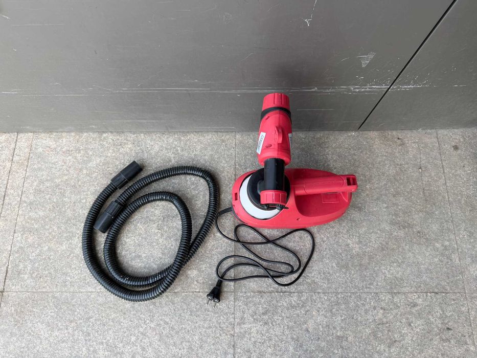 Пистолет за боя 650W Ø1.8mm 700ml компресор SGC11 /Пистолет за боя 50W