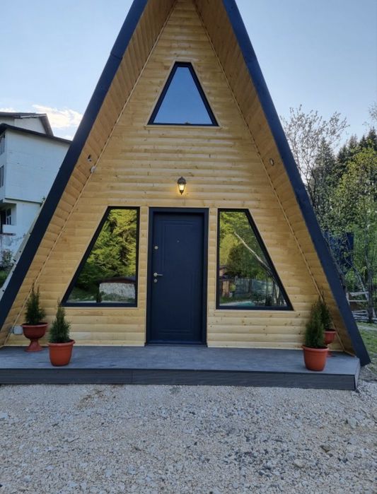 Cabane tip A de vanzare foisoare