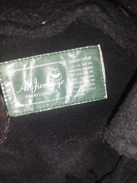 Зимни шапки дамска и мъжка