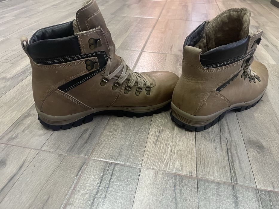 Мъжки боти от естествена кожа