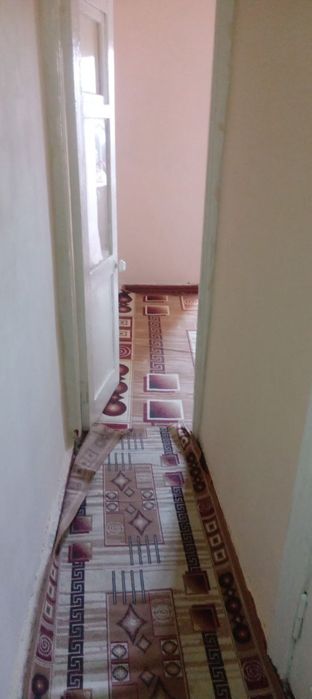 Qarshi sh. Kvartira sotiladi 1 honali 4 etaj