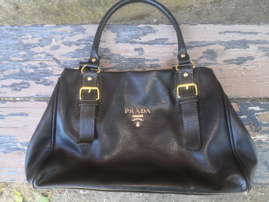 Geanta Prada, neagra