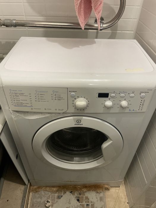 Стиральная машинка Indesit