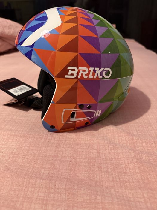 Ски каска BRIKO!