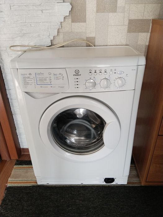 Продам стиральную машинку ИНДЕЗИТ