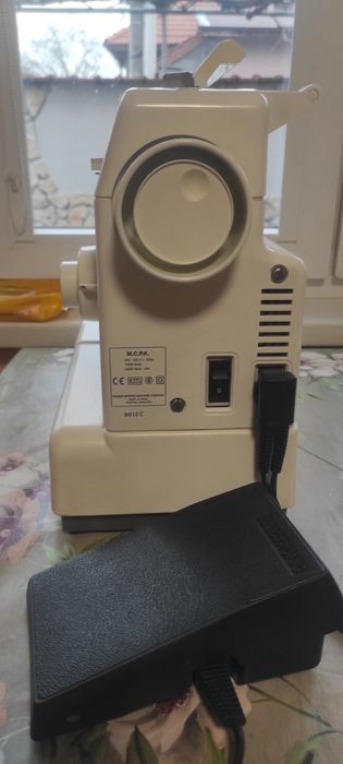 Шевна машина Singer