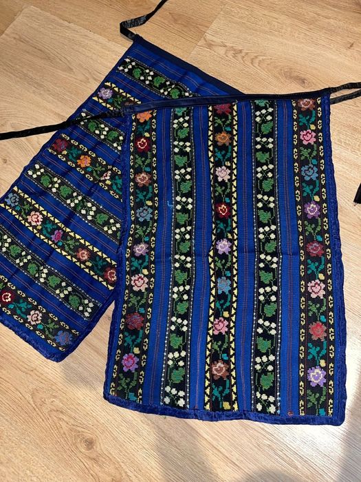 Catrințe(șoarțe),oltenesti în stare buna,preturi în descriere!