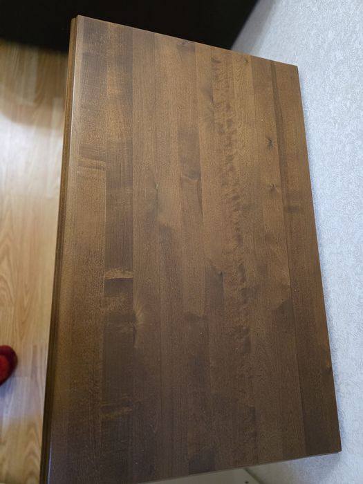 Продам стол журнальный из натурального дерева