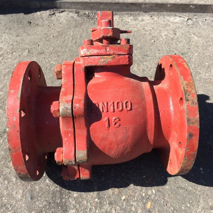 Задвижки  Ду150 Ду200, Ду250, Ду300