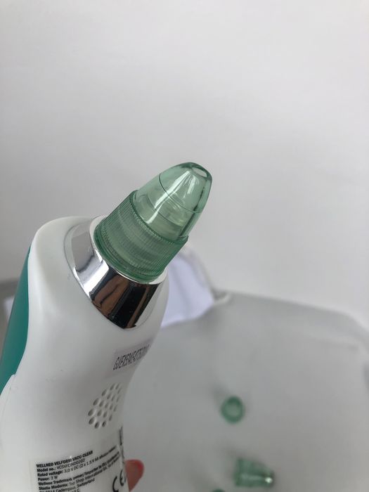 Уред за почистване на черни точки Wallneo