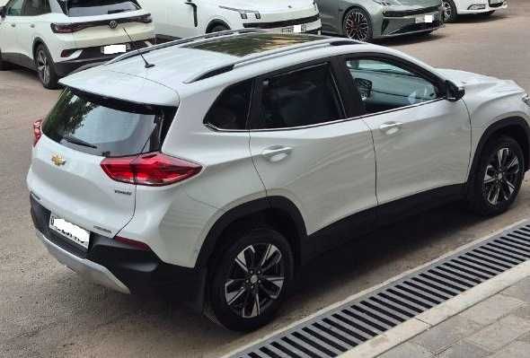Tracker 2 Premier Plus  * 2023 * Пробег 3700 км