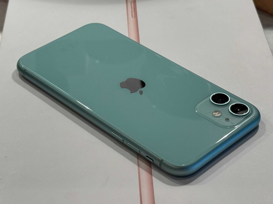 iPhone 11 64GB Green - Отличен, Нова Батерия 100% Капацитет.