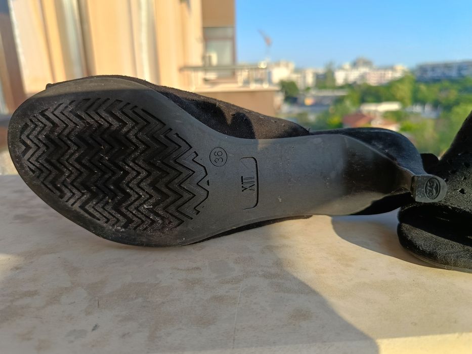 Сандали на ток - велур