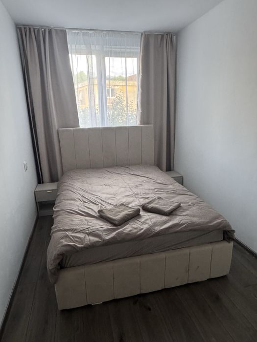 Inchiriez apartament cu 3 camere ! Regim hotelier!Cazare Petrosani !