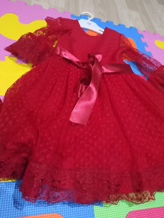 Rochița superbă și pantofi