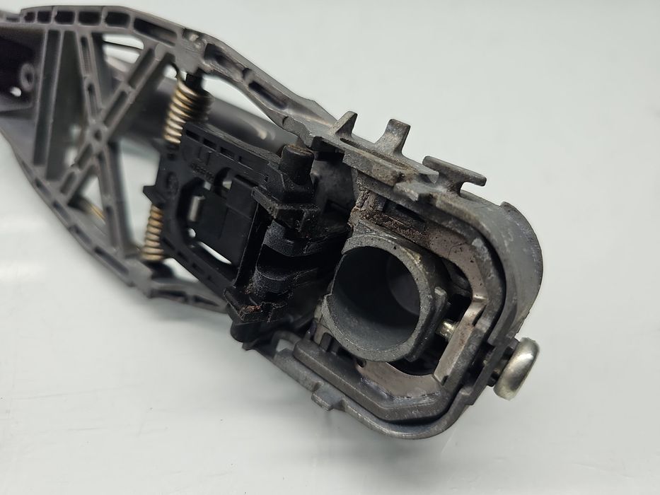 Maner usa stanga spate Volkswagen Touran (1T3) [Fabr 2010-2015] Faceli