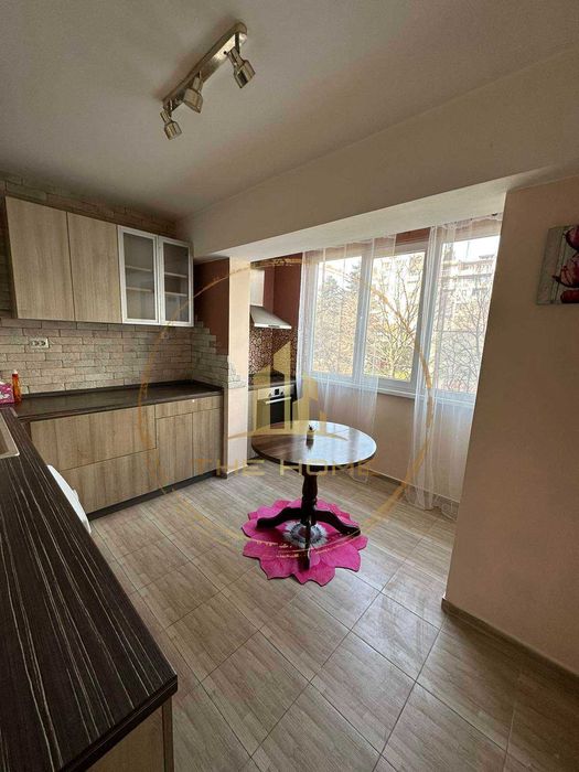 Дава се под наем Тристаен апартамент в Варна, Трошево - 65 кв.м за 398.82 € - Снимка #1