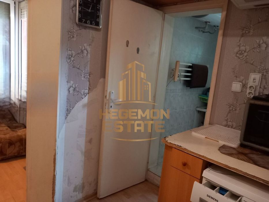 Продава се Едностаен апартамент в Варна, Възраждане 1 - 30 кв.м за 2367 €/кв.м - Снимка #2