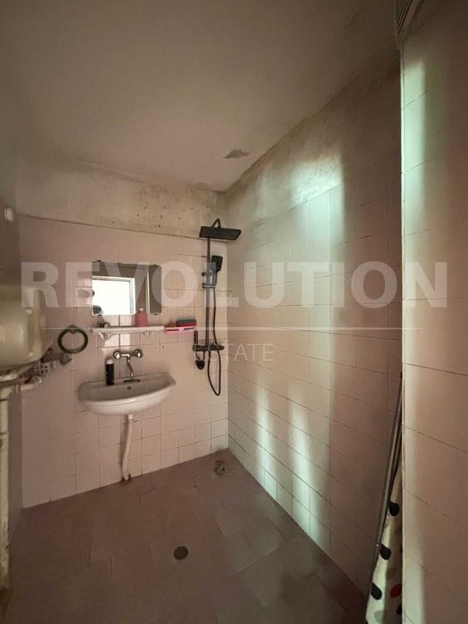 Продава се Тристаен апартамент в Варна, Център - 95 кв.м за 1399 €/кв.м - Снимка #7