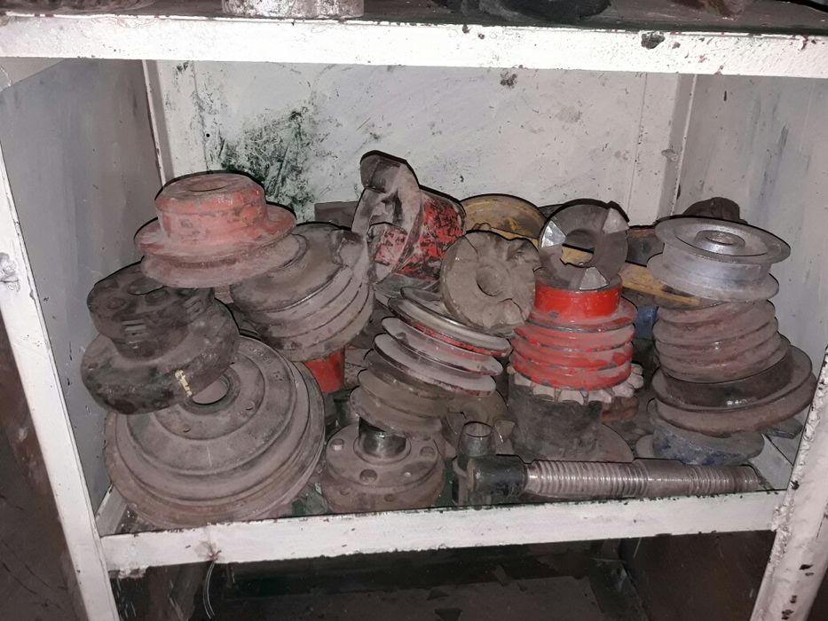 Продам шкивы