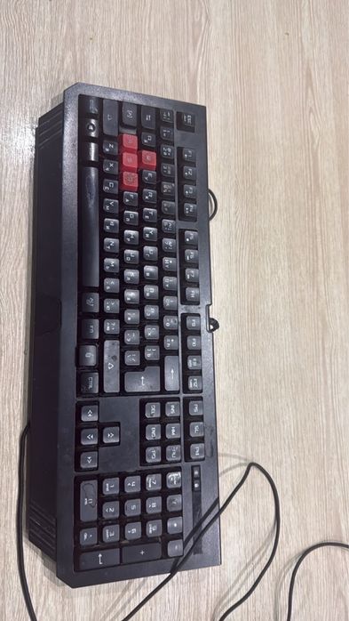 Продам клавиатуру и джойстик