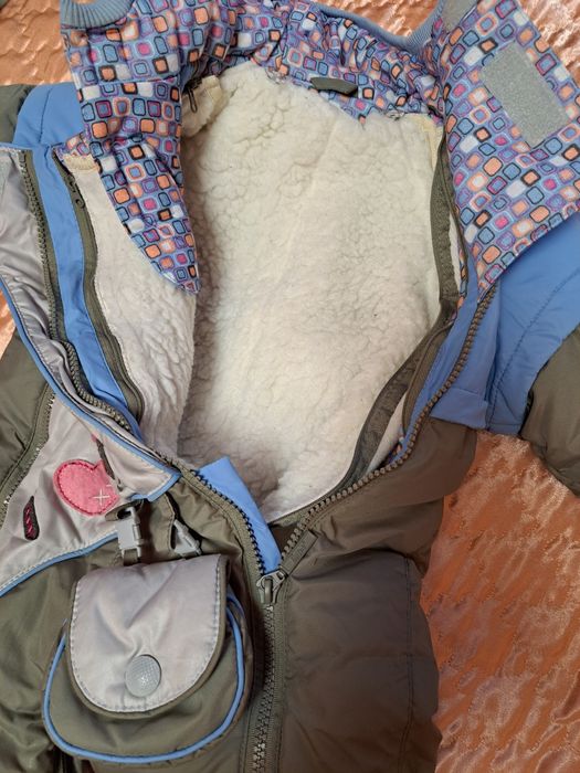 Продаю комбинезоны детские