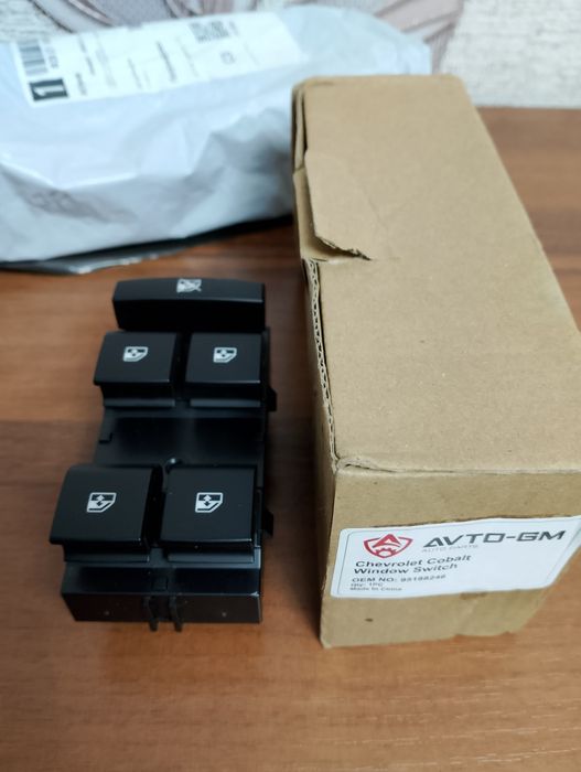 Блок кнопок стеклоподъёмника на Cobalt & Ravon R4