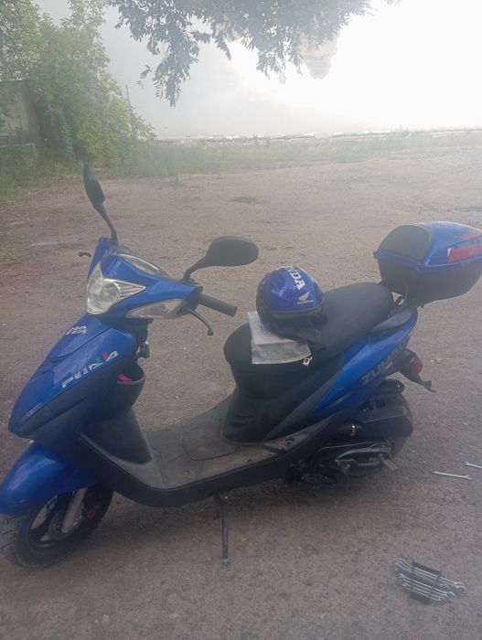 Срочно  продам скутер