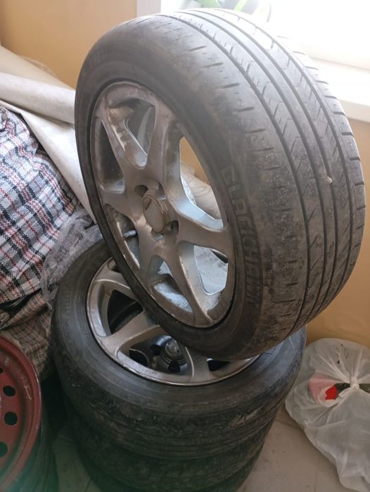 Продам колёса.  .