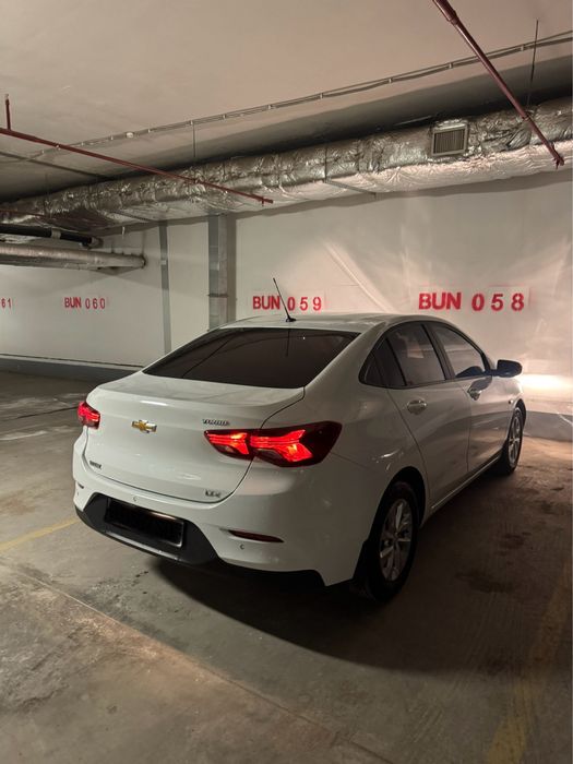 Chevrolet Onix LTZ 2023 Белый