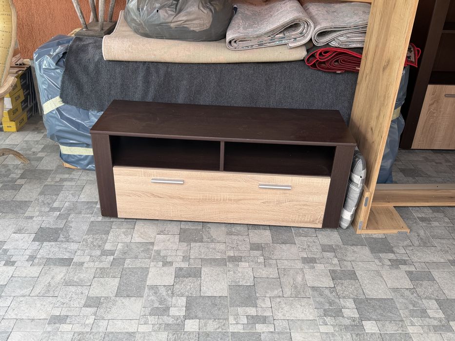 Vand setu asta de mobila